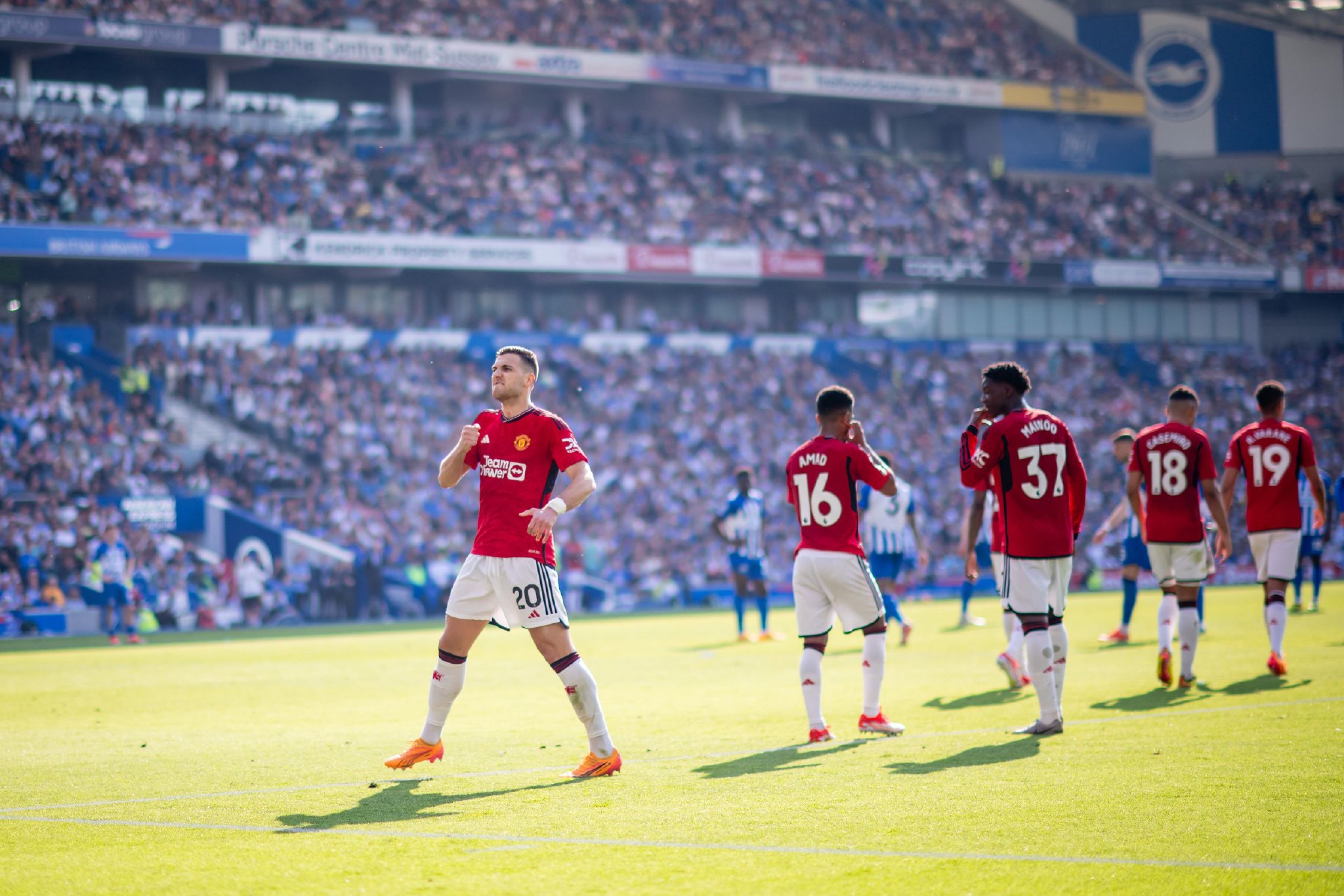 极的中场串 极的中场串