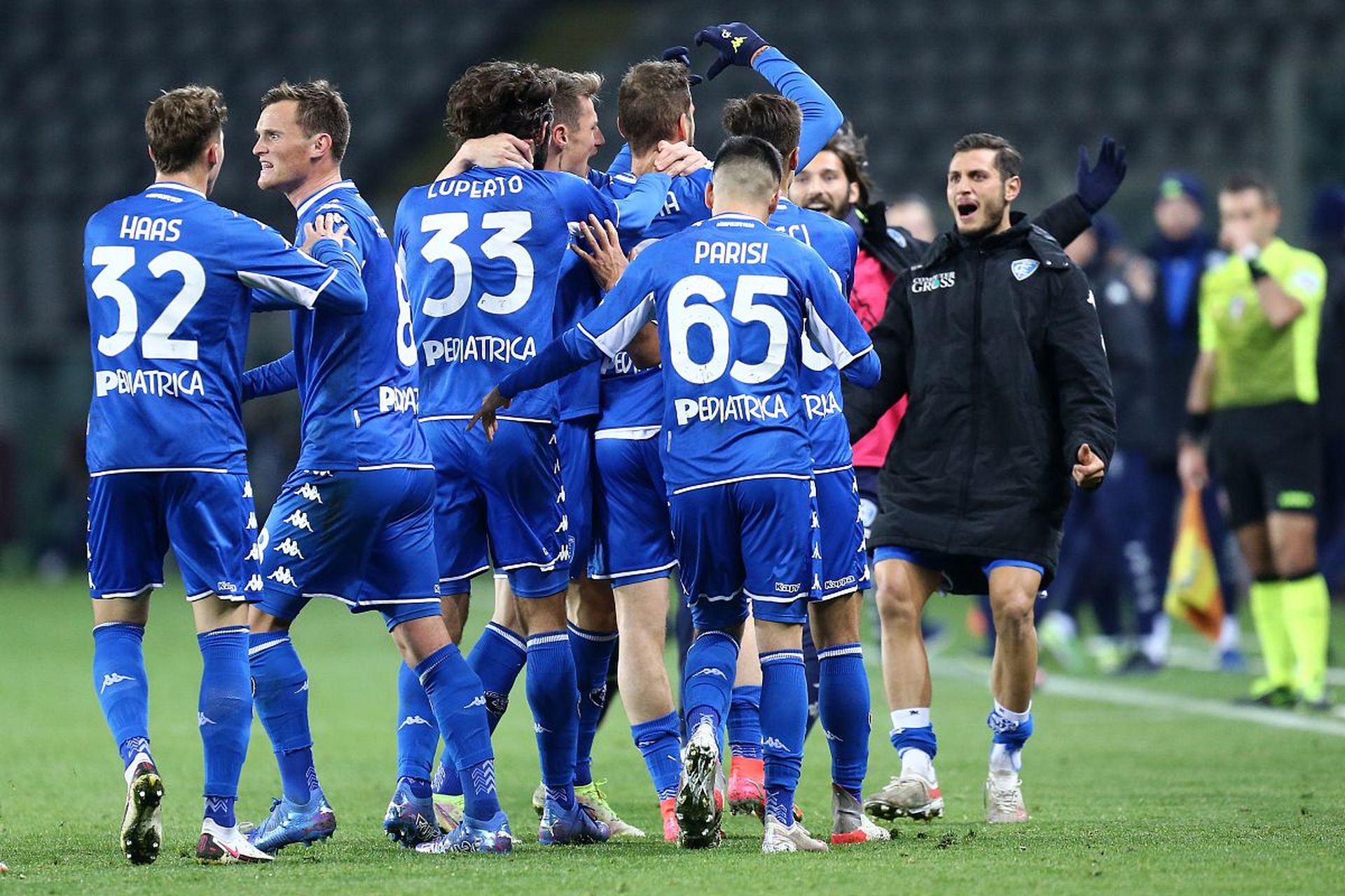 得充满了希 得充满了希